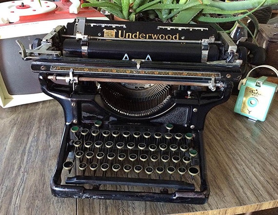 Antique 1935 Underwood No. 6 Typewriter 12 Inch Model