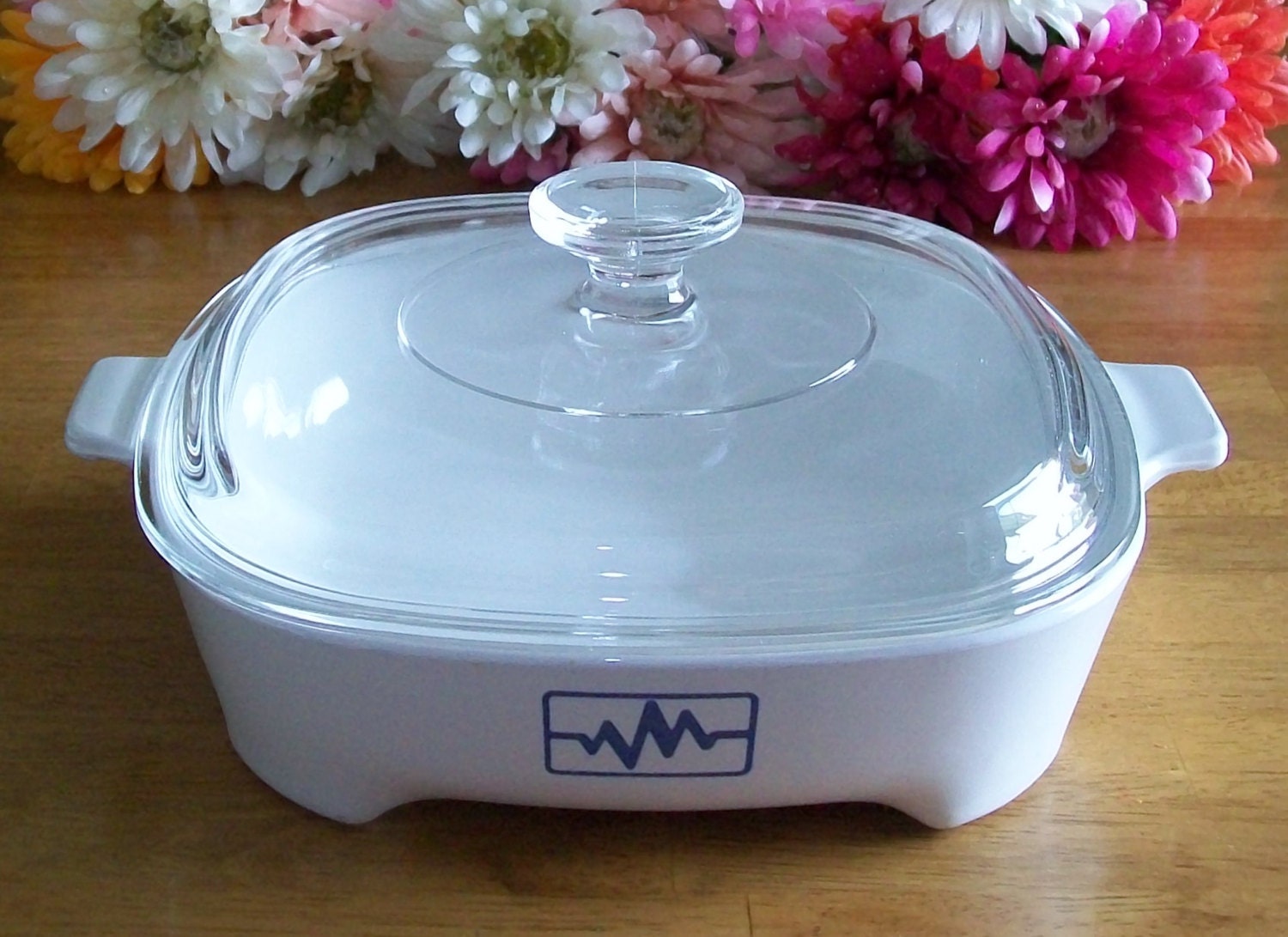 Corning Microwave Brown 'n Serve Dish with Lid