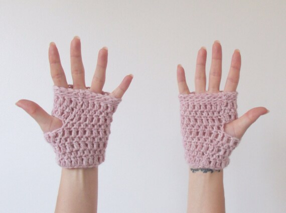 Crochet Short Fingerless Gloves The Shorties In By Beauamour 