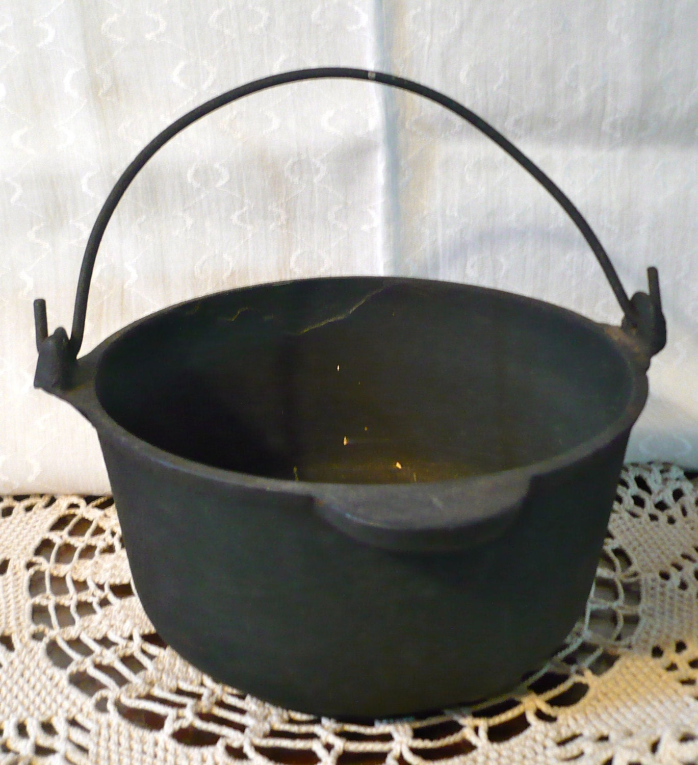 Heavy Antique Marietta Cast Iron Fireplace Pot With Handle