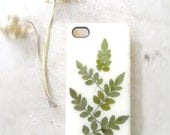 Green leaf i phone case, real pressed leaves, botanical phone accessories