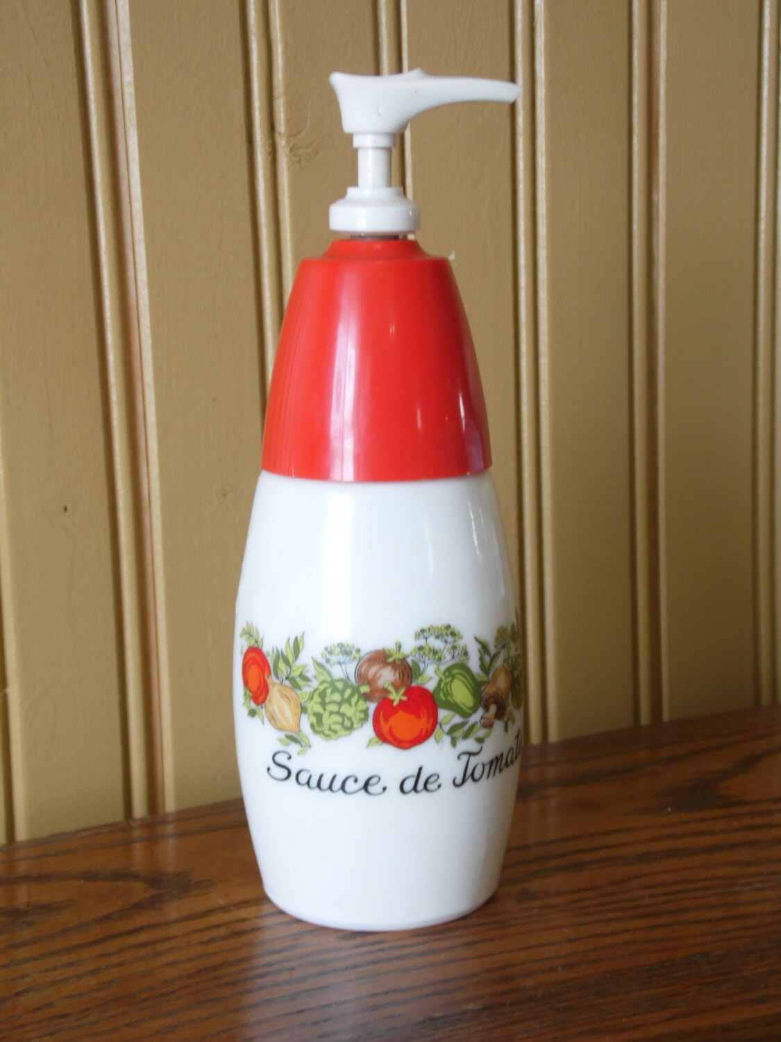 Ketchup Dispenser/Bottle/Vintage Ketchup by OldSteamerTrunkJunk