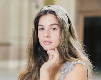 Vintage inspired wedding headpiece - Loretta (Made to Order)