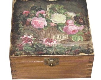 Wooden tea box. Tea Storage Box. Tea Bag Box. Tea bag storage. Decoupage. Vintage style.