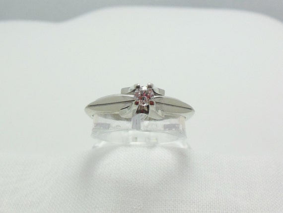 18k white gold diamond solitaire engagement ring, gorgeous modernistic ...