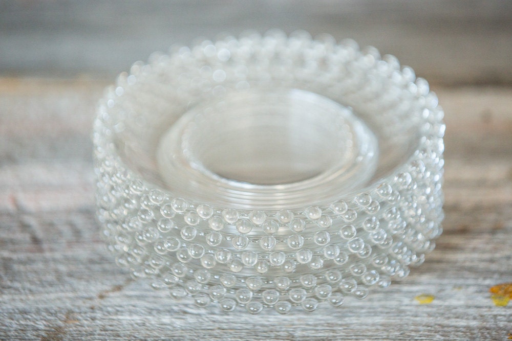 8 Vintage Clear Glass Plates With Beaded Edge Bread And