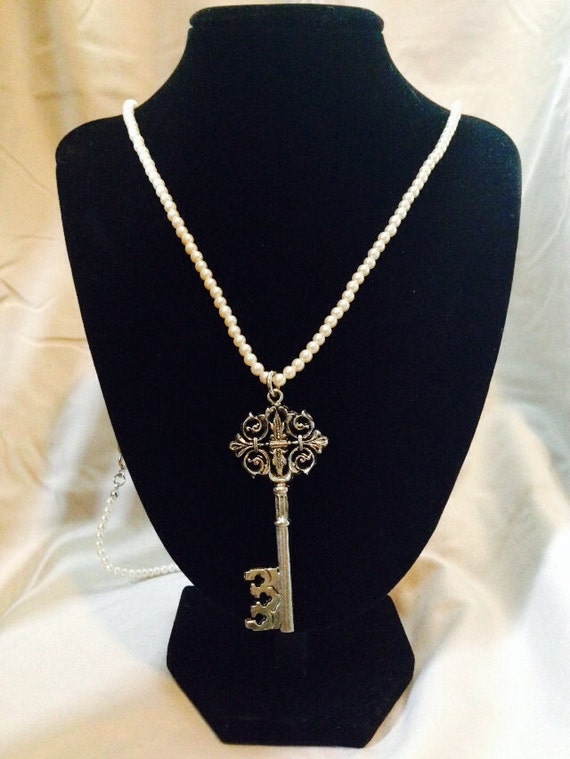 Vintage Key Pendant Necklace