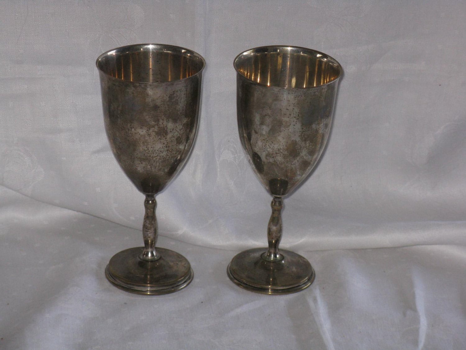 Pair of vintage Juvento Reyes sterling silver goblets Mexico