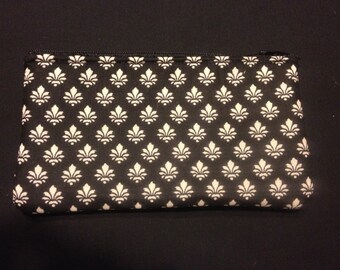 Fleur de Lis Pencil Case / Zipper Pouch #101