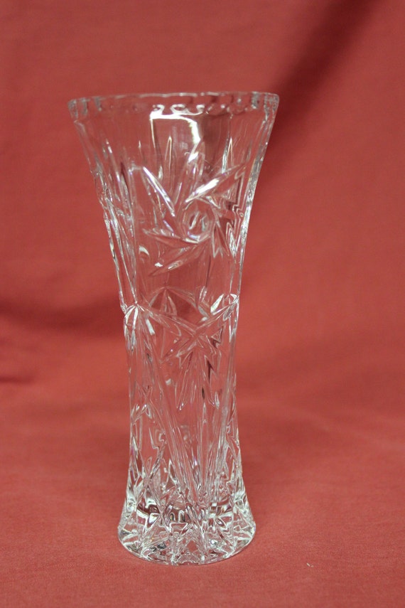 small lead crystal vase 2 available pinwheel star pattern