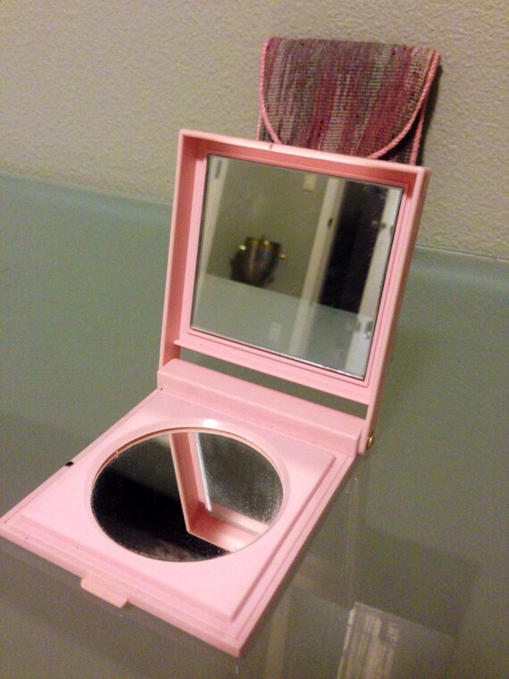 Purse size Vintage Mary Kay makeup Mirror