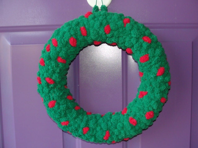 Christmas Yarn Wreath*13 inch Wreath*Green with red holly berries*OOAK*Handmade