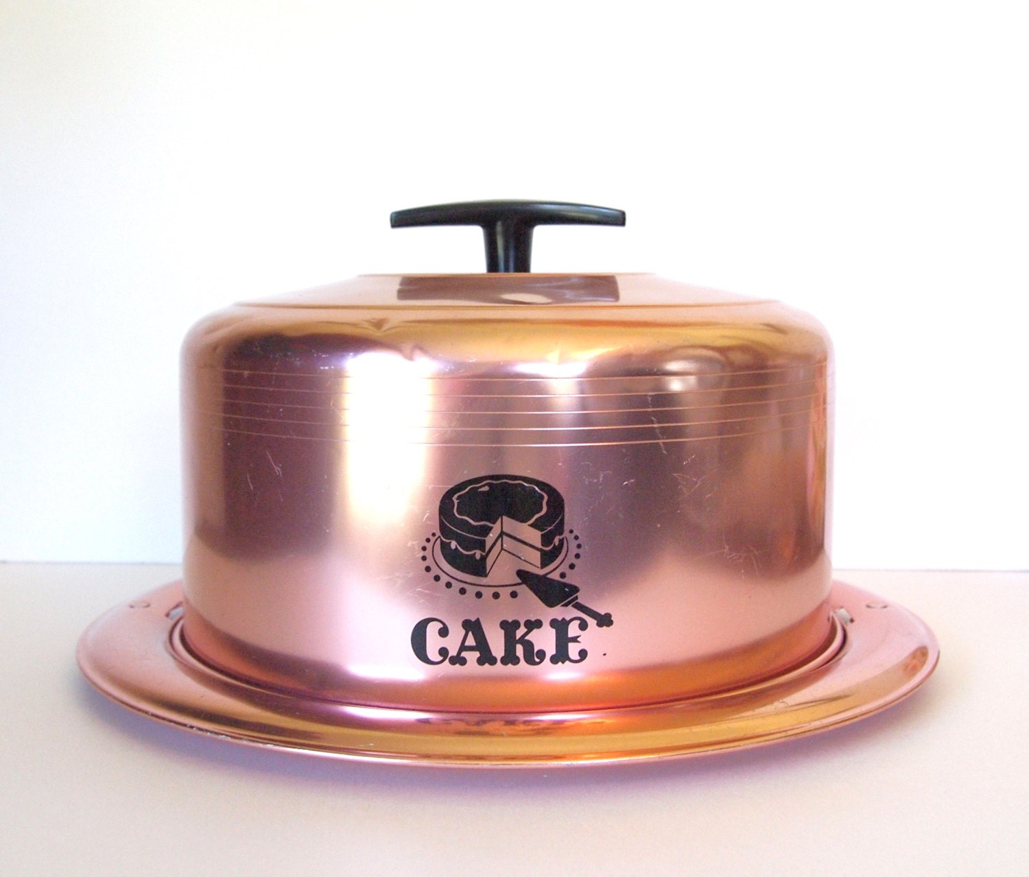 Vintage aluminum cake carrier