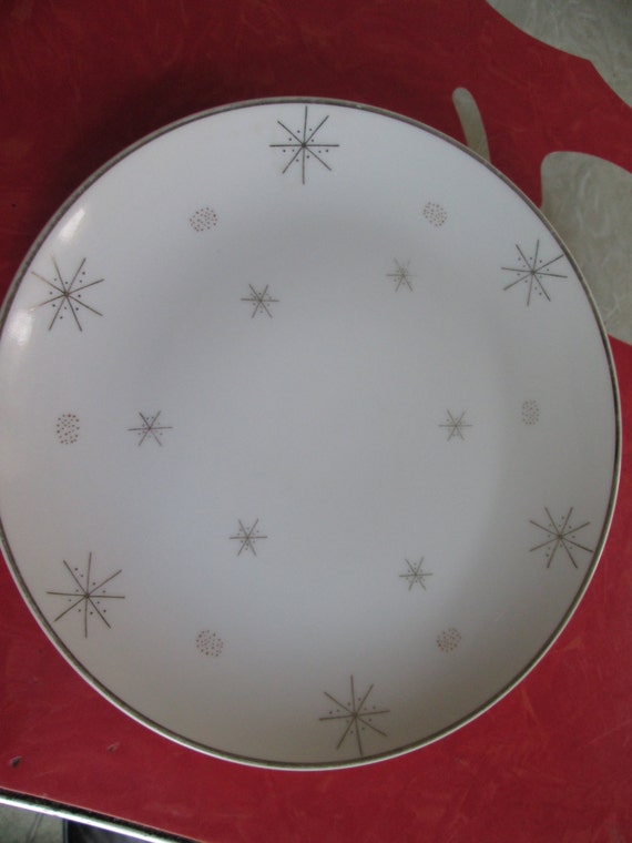 Vintage Snowflake Salad Plate by Japan China by VintageVeneers