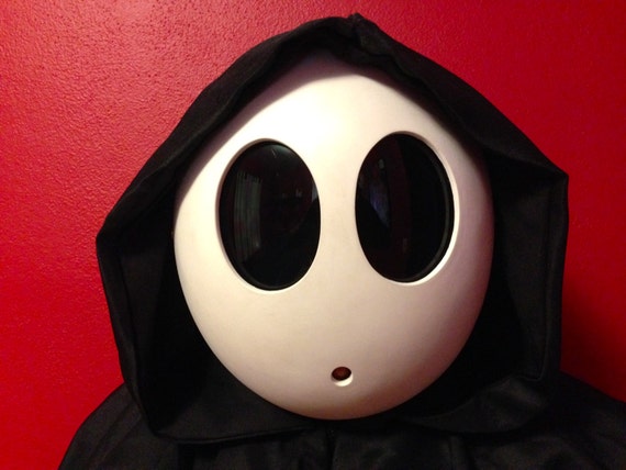 Deluxe Fiberglass Shy Guy Mask
