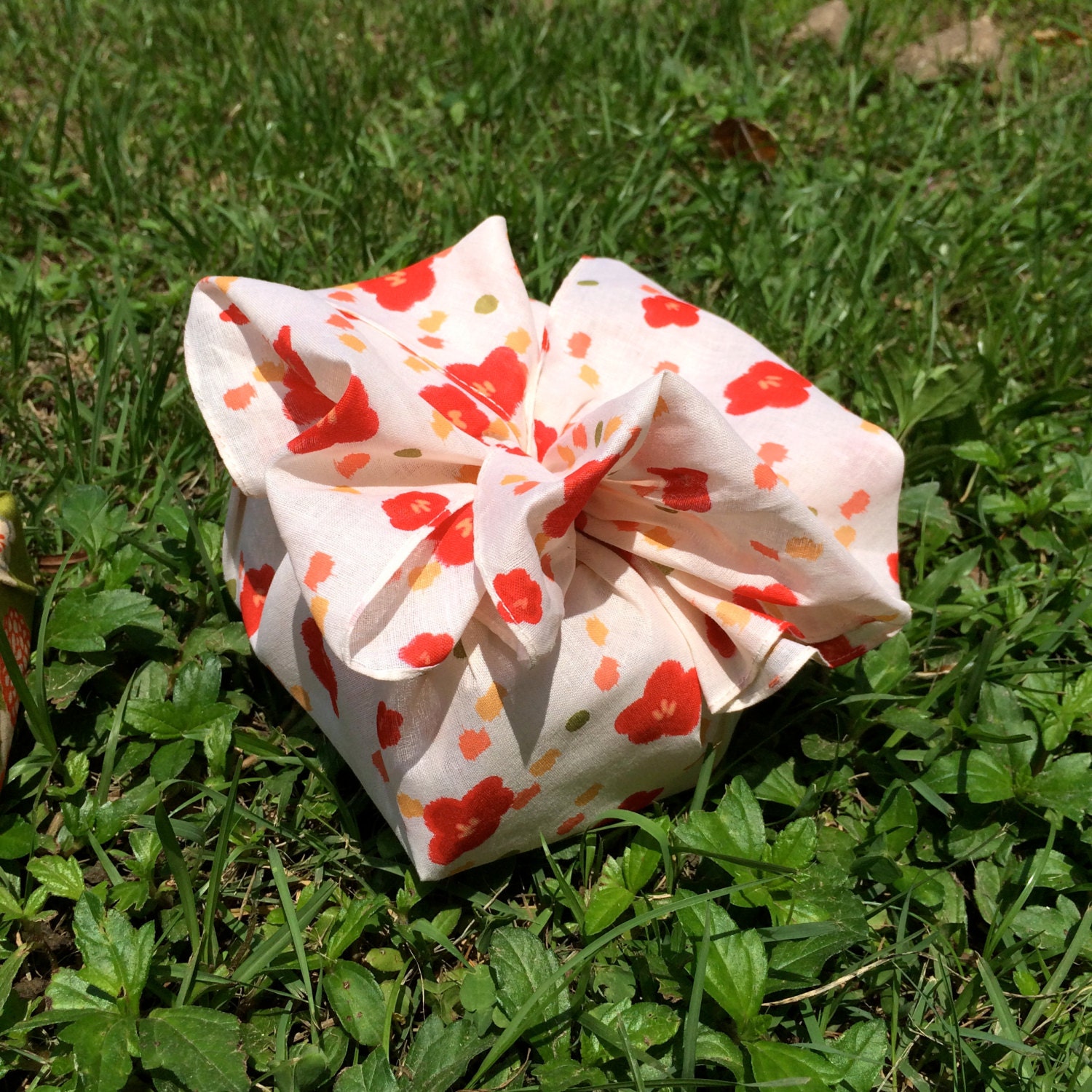 Wrapping Paper Fabric furoshiki 52 x 52cm 100 by FabricGiftWraps