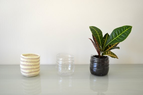 Upcycled planter / Striped crochet planter / Bottle planter / Flower pot