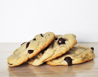 Chocolate Chip Cookies | One Dozen!