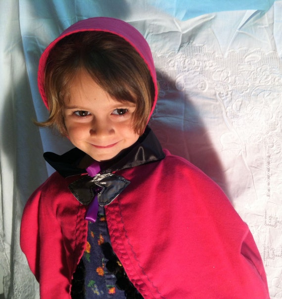 Frozen Anna Cape and Headband. Princess Anna Dress Up