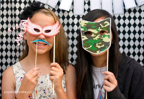 Masquerade Printable PHOTO BOOTH PROPS - Editable Text >> Instant Download | Paper and Cake Il_570xn