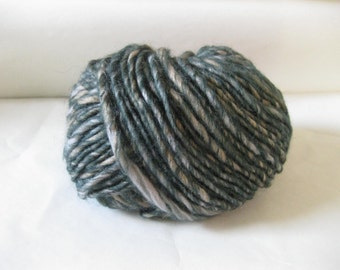 DESTASH Ice Yarn Perfido