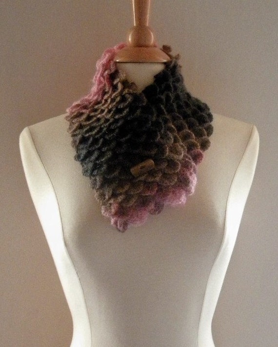 Crocheted Womens Crocodile Stitch Scarf Neckwarmer Chocolate