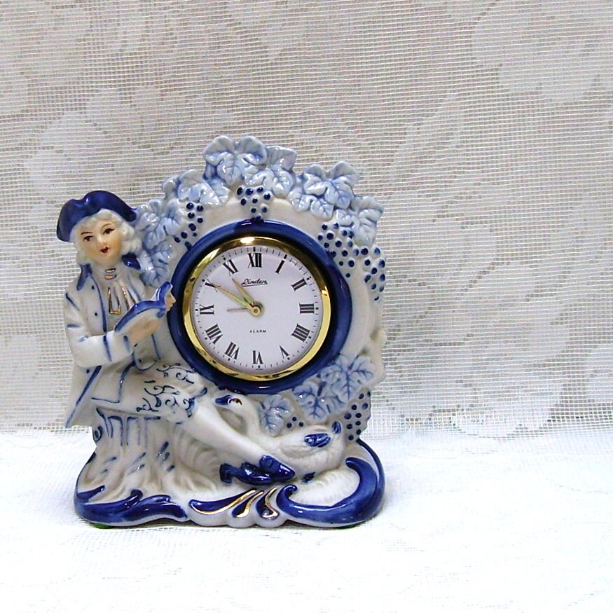 Linden Wind Up Alarm Clock Colonial Man French Country