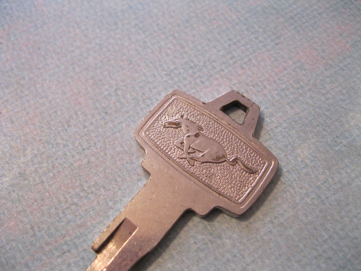 Vintage Ford Mustang Key