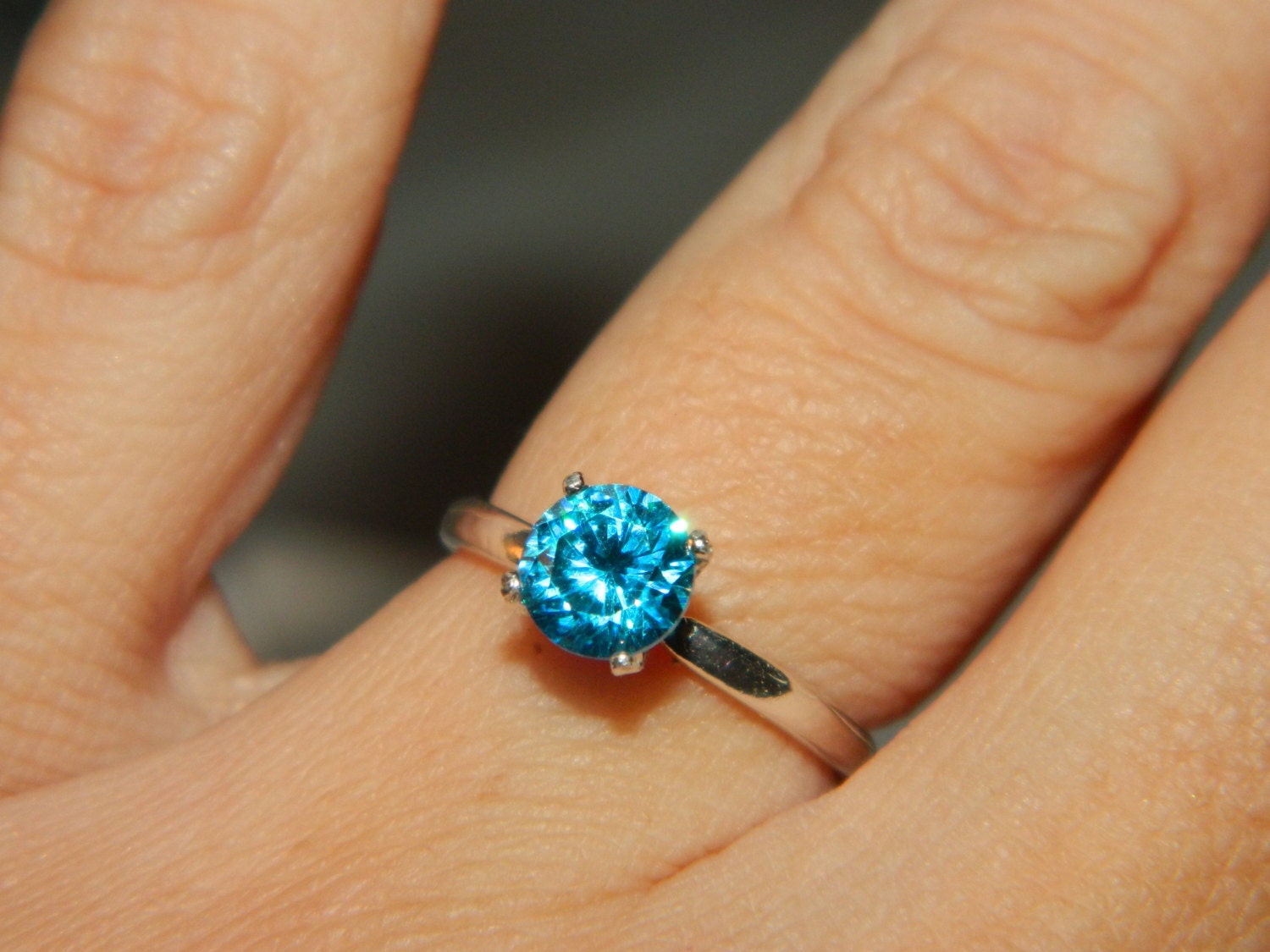 1 Carat Blue Diamond Promise Ring