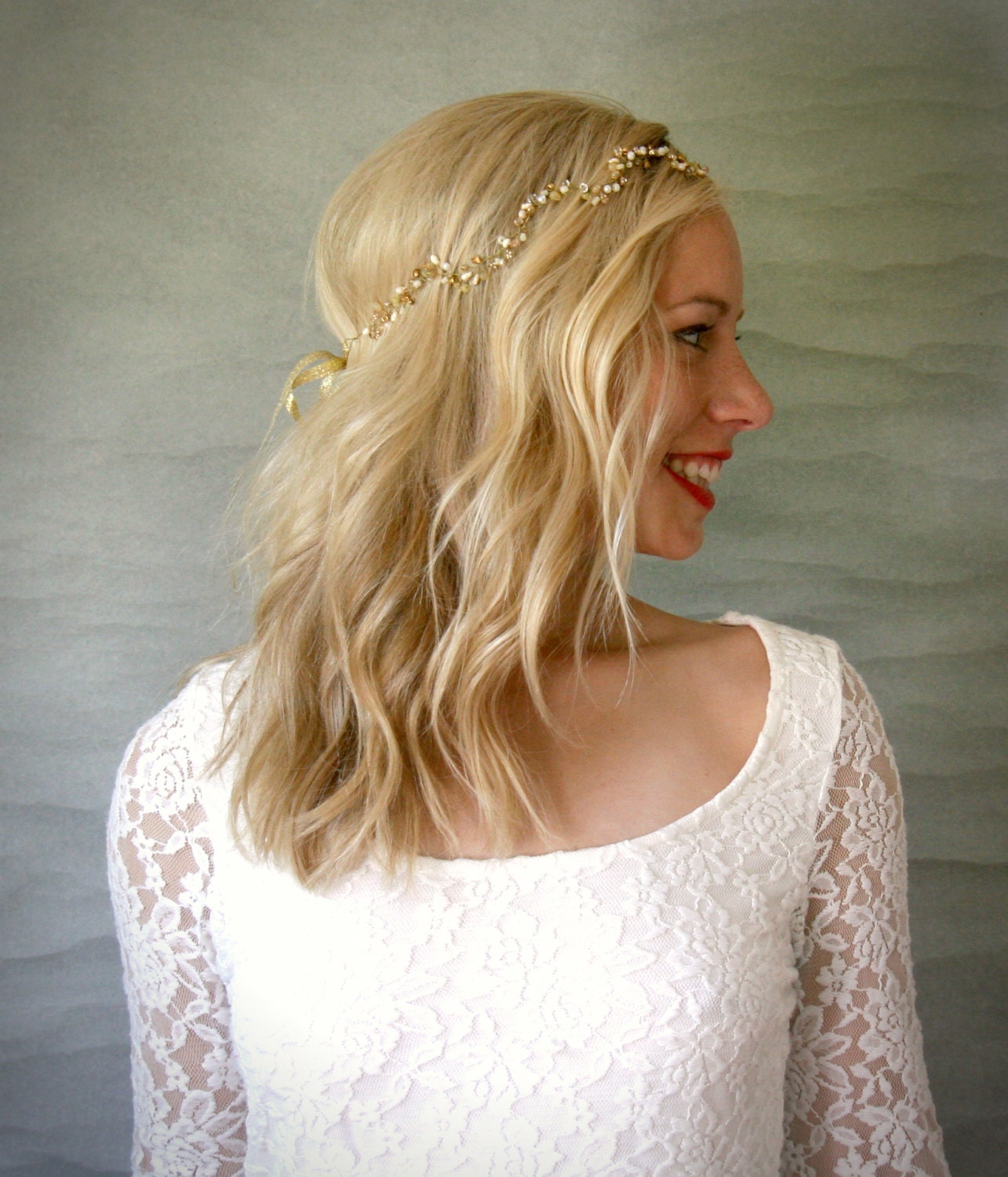 Wavy Gold Bridal Hair Vine. Wedding Hair Accessory Veil
