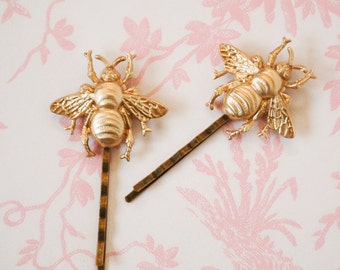 Bee Bobby Pins, Gold Bee Hair Pins, Bumblebee Bobby Pin, Woodland Wedding, Honeybee Hair Clips, Garden Wedding, Bridal Hair, Bridesmaid Gift