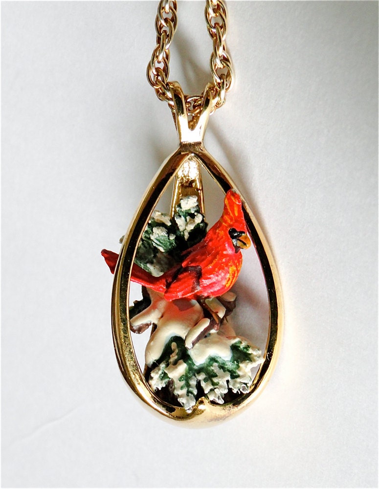 Danbury mint slot machine necklace