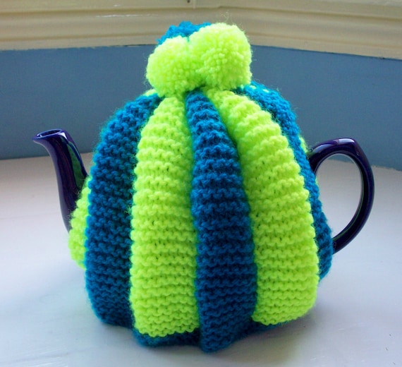 Vegan tea cosy pompom fun retro knit striped teal blue and