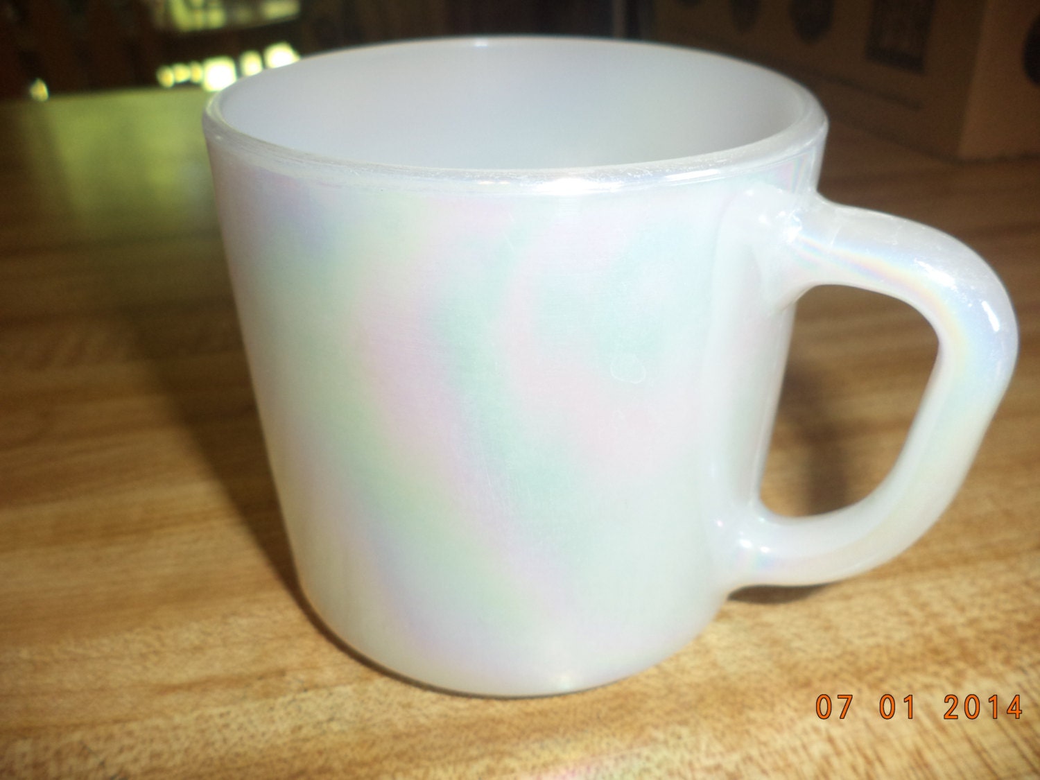 Federal glass coffee mug white iridescent