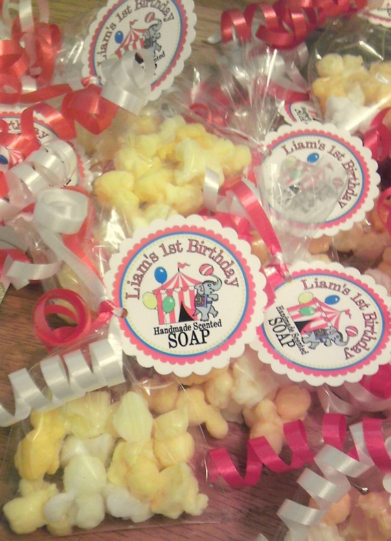 Circus Birthday Party Favors - Popcorn SOAP - customized tags - Circus - Movie - Pajama - Carnival Il_570xn
