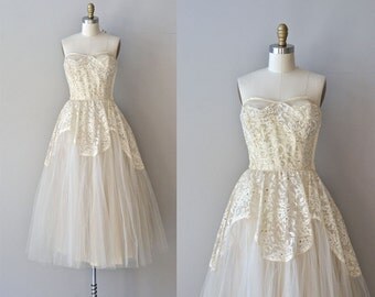 Sonetto 116 wedding dress • vintage 1950s wedding dress • lace 50s ...