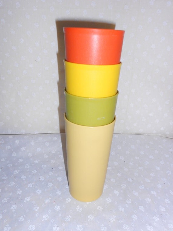 Vintage Tupperware Tumblers 12 ounce tumblers Set of 4