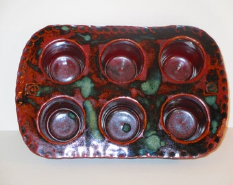 Stoneware popover pan.