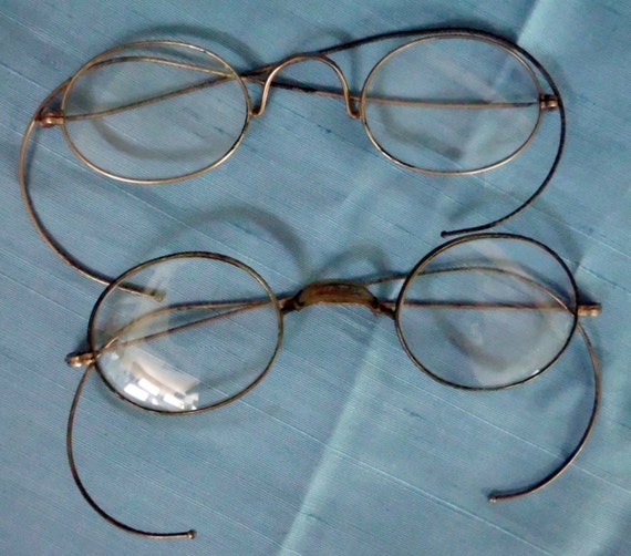 Antique Wire Rim Eyeglasses 2 Pair Collection 1910 Ww1 2661