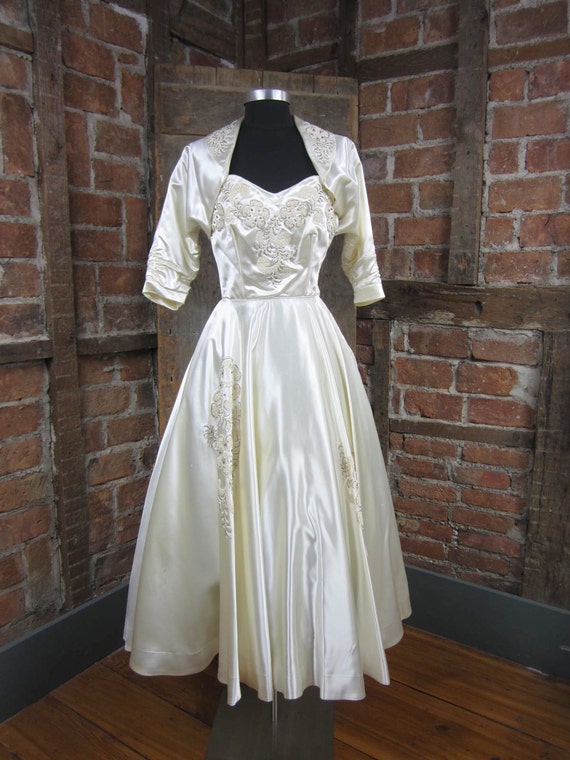 1950s Wedding Dress/ Tea Length Dress/ Vintage by MISSIONMOD