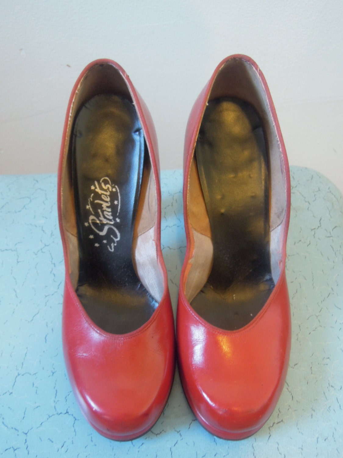 The perfect 1940s cherry red heels WWII era shoes by DatedBrooklyn