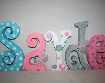 letters G Flower/ wall decor letters / girls name letter/last
