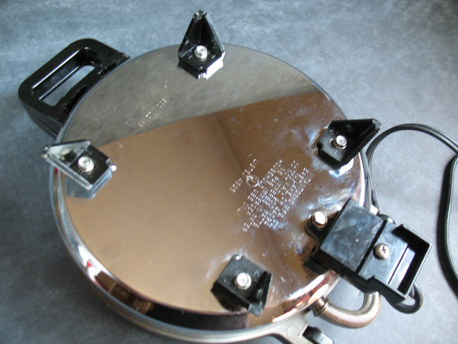 Vintage Waffle Maker Vitantonio Five of Hearts Waffler