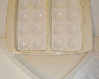 Vintage Tupperware Deviled Egg Tray Beige Deli Container