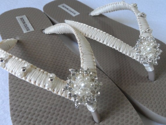 Bridal Ivory Flip Flops / Wedding Sand Color Flip Flops