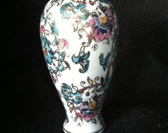 Vintage Ginger Jar, Blue and White Ginger Jar, Vintage Vase, Ginger Jar Vase, Vintage Vase, Vintage Flower Vase