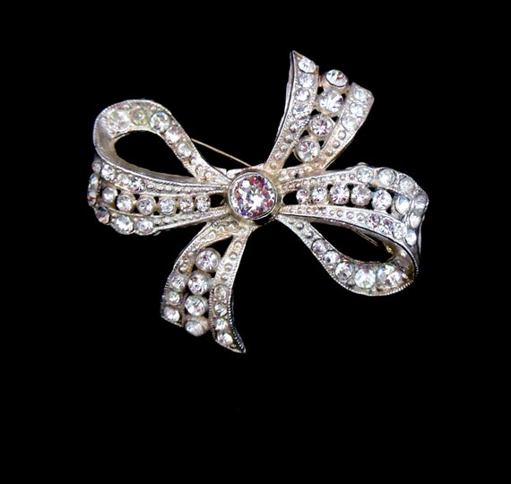 Antique Rhinestone Brooch in Bow Shape with C Clasp