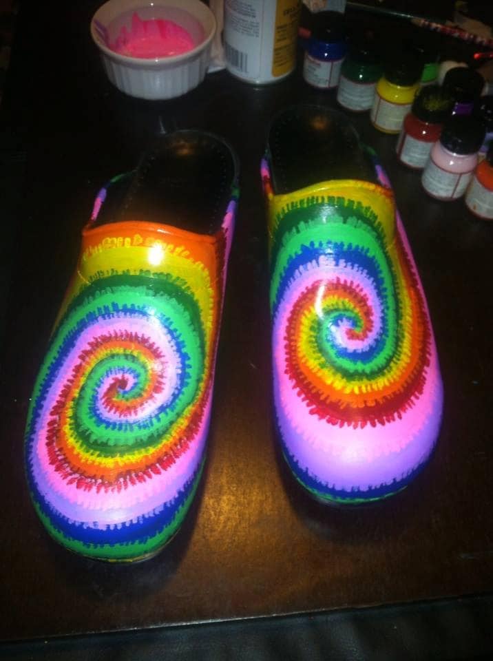 rainbow dansko