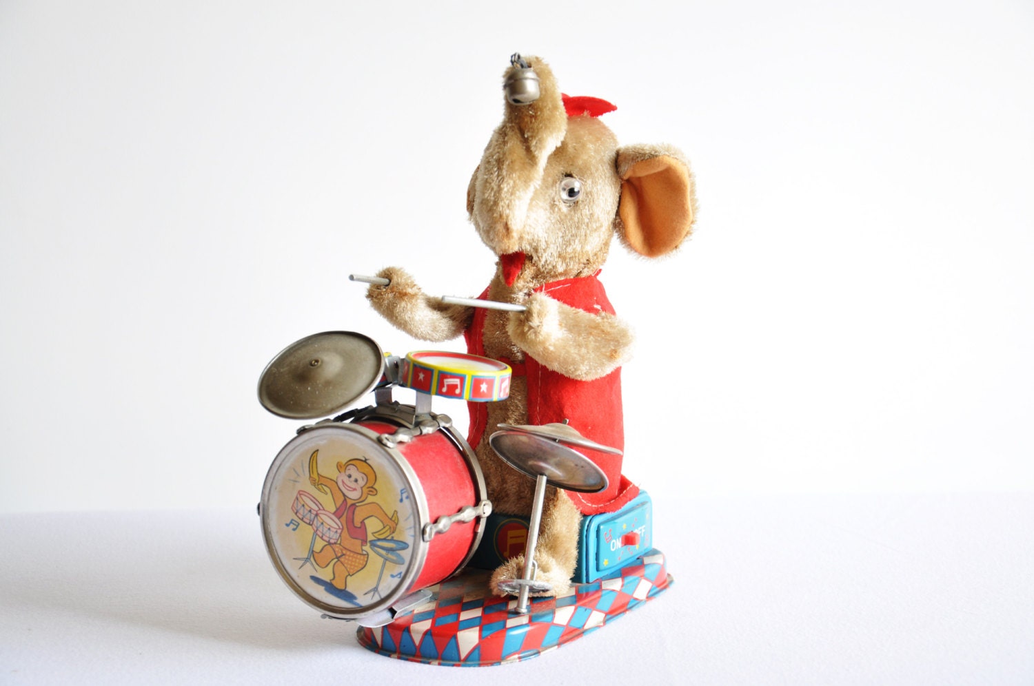 elephant drummer toy