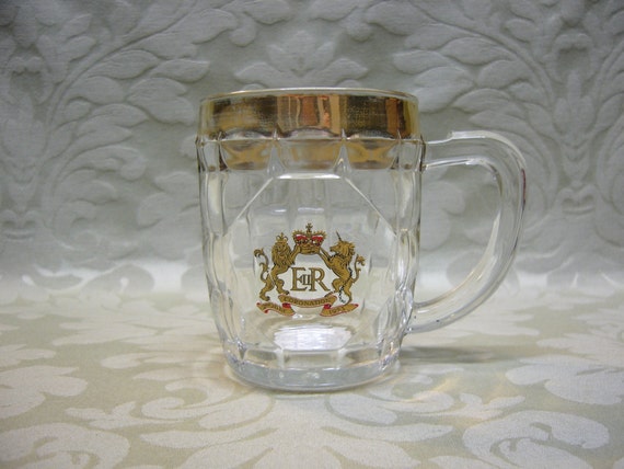 Queen Elizabeth II Coronation commemorative half pint glass